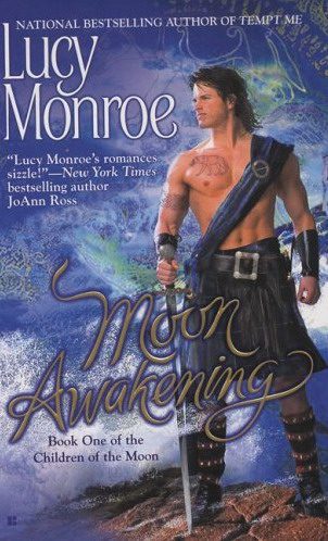 Обложка книги «Moon Awakening»