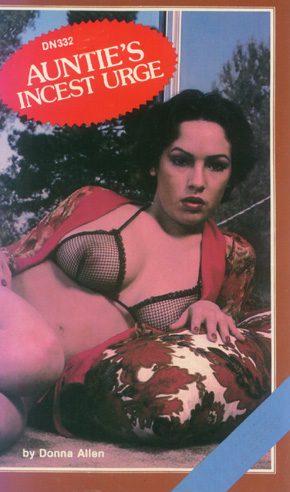 Обложка книги «Auntie's incest urge»