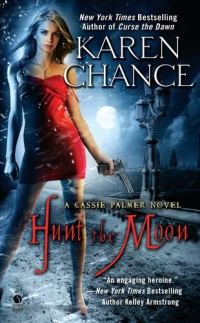 Обложка книги «Hunt the Moon»