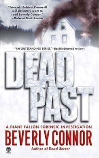 Обложка книги «Dead Past»