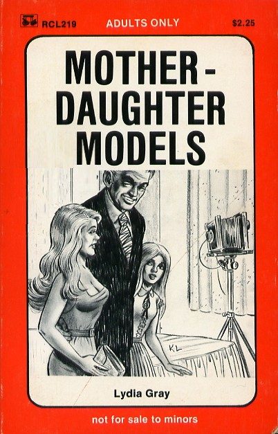 Обложка книги «Mother-daughter models»