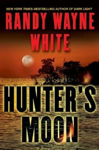 Обложка книги «Hunter's moon»