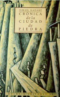 Обложка книги «Crónica de la ciudad de piedra»