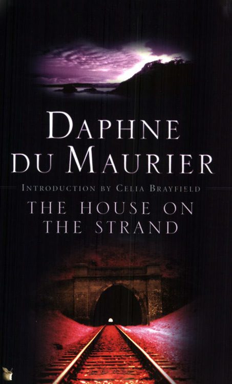 Обложка книги «The House on the Strand»