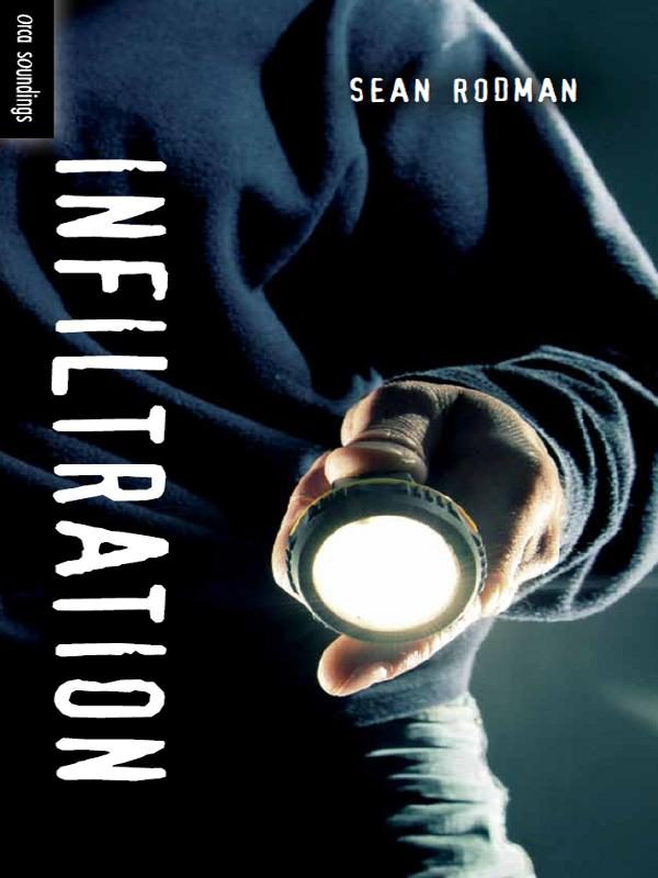 Обложка книги «Infiltration»