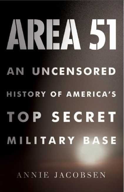Обложка книги «Area 51: An Uncensored History of America's Top Secret Military Base»