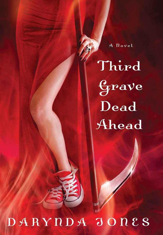 Обложка книги «Third Grave Dead Ahead»