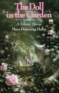 Обложка книги «The Doll in the Garden»