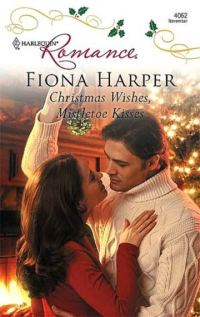 Обложка книги «Christmas Wishes, Mistletoe Kisses»
