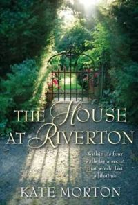 Обложка книги «The House at Riverton aka The Shifting Fog»