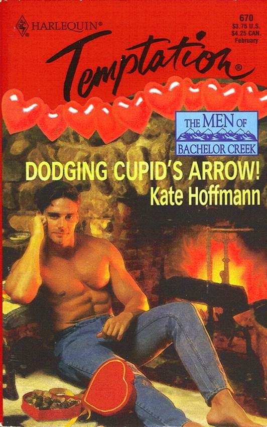 Обложка книги «Dodging Cupid's Arrow»