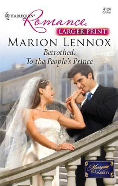 Обложка книги «Betrothed: To the People’s Prince»