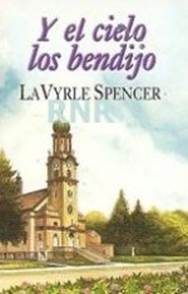 Обложка книги «Y el Cielo los Bendijo»