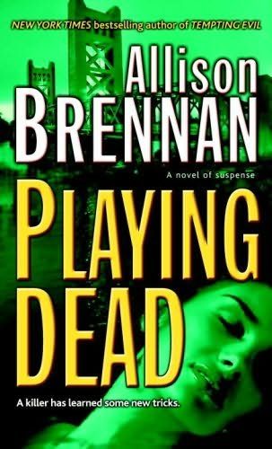 Обложка книги «Playing Dead»
