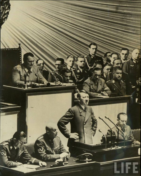 Обложка книги «Речь перед Рейхстагом 30 января 1939 года»
