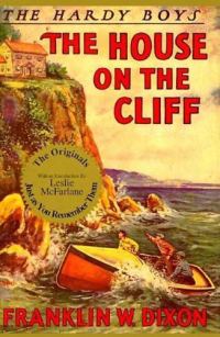 Обложка книги «The House on the Cliff»