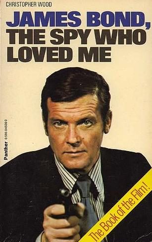 Обложка книги «James Bond, The Spy Who Loved Me»