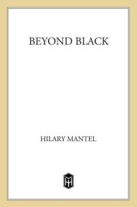 Обложка книги «Beyond Black: A Novel»