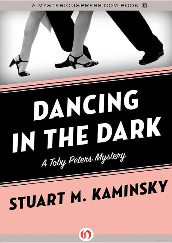 Обложка книги «Dancing in the Dark»