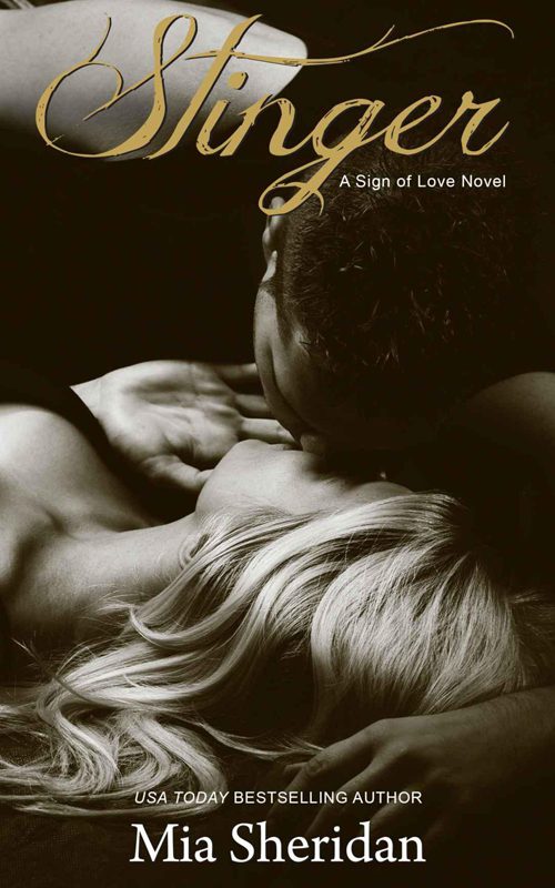 Обложка книги «Stinger»