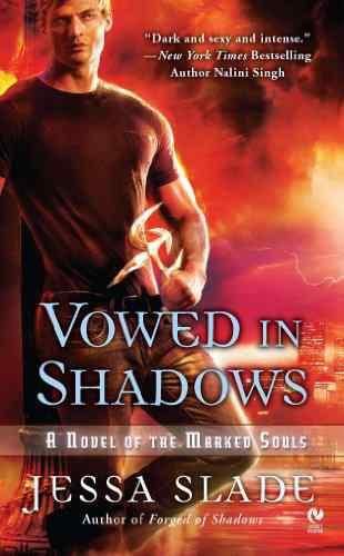 Обложка книги «Vowed in Shadows»