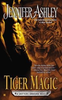 Обложка книги «Tiger Magic»