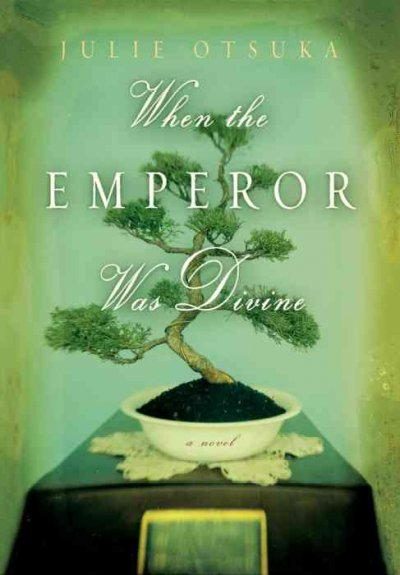 Обложка книги «When the Emperor Was Divine»