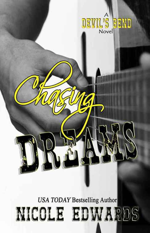Обложка книги «Chasing Dreams»