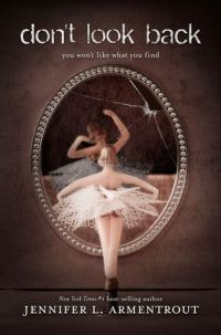 Обложка книги «Don’t Look Back»