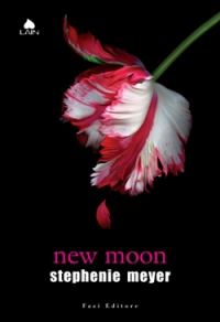 Обложка книги «New Moon»