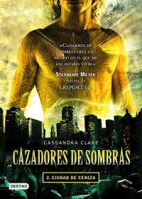Обложка книги «Ciudad de cenizas»