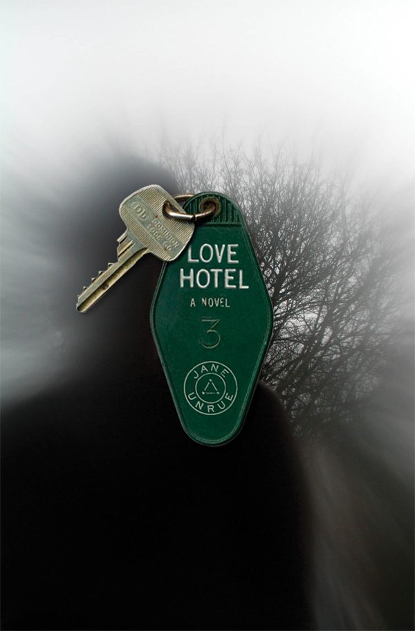 Обложка книги «Love Hotel»