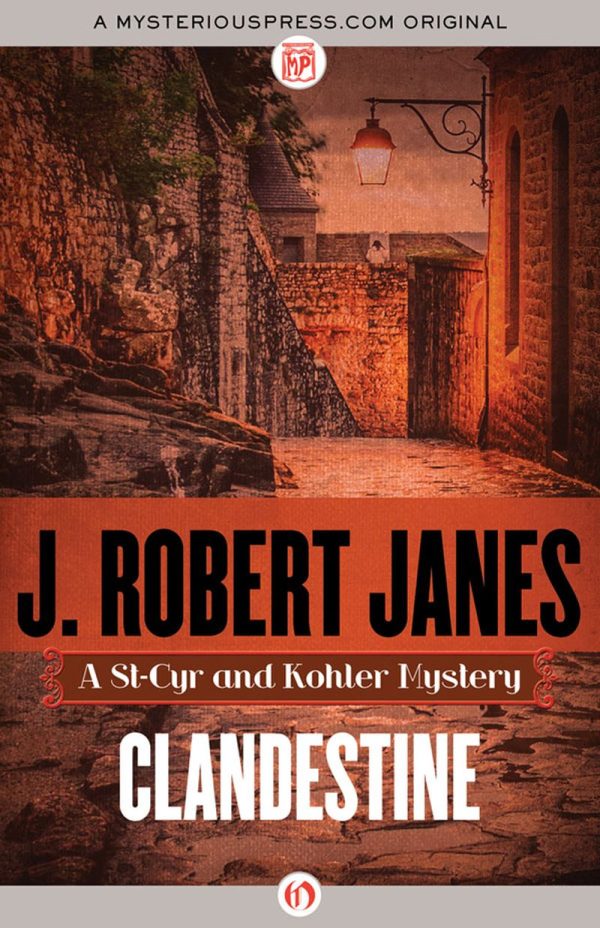 Обложка книги «Clandestine»