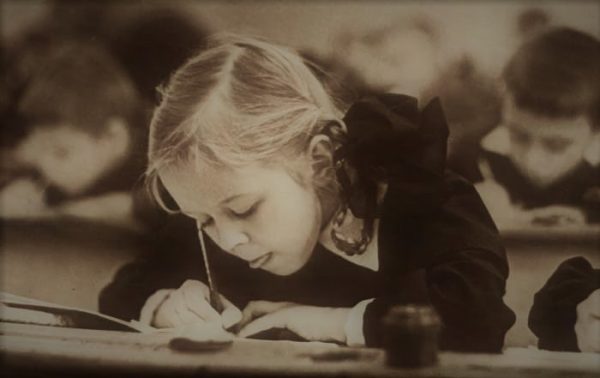 Обложка книги «Подлинная история девочки-сорванца. История вторая (СИ)»