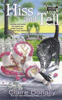 Обложка книги «Hiss And Tell»